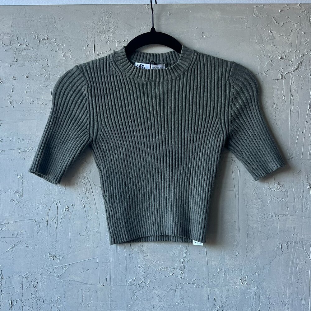 Zara Cropped Sweater